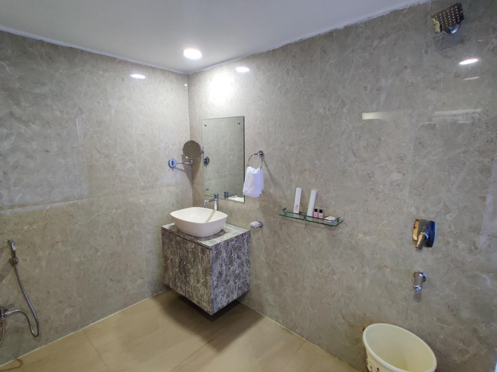 Family Room 3